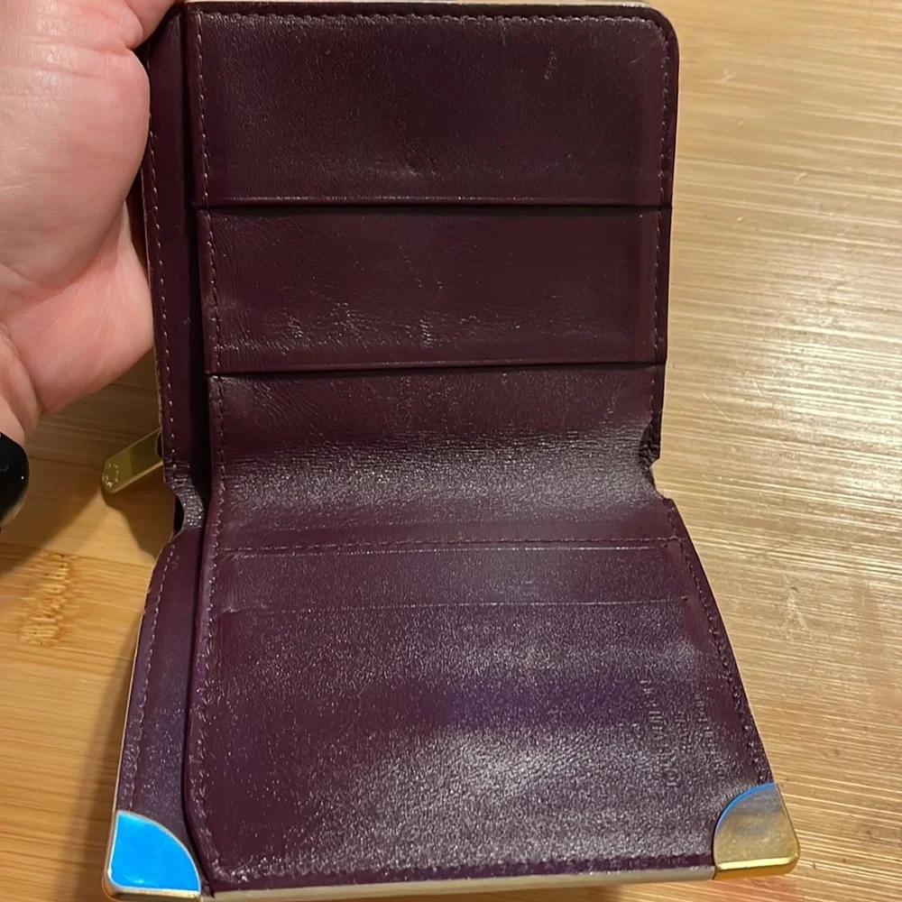 Authentic Vintage Louis Vuitton International Wallet Suhali leather